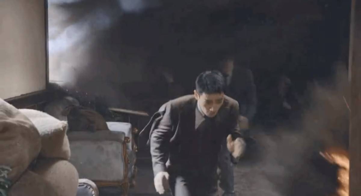 防护|峰爆预告太燃,朱一龙雨中徒手攀岩无防护,网友:鸡皮疙瘩起来了