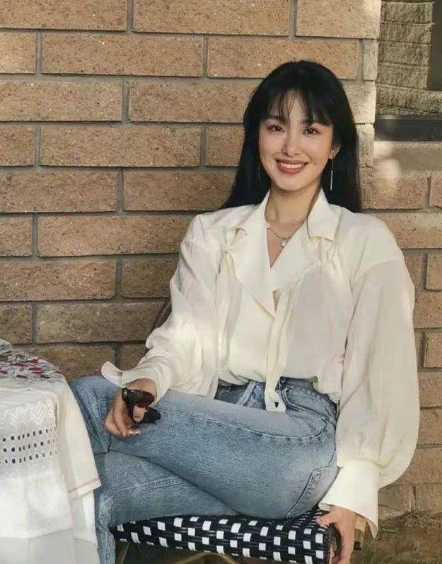 美人|杨采珏穿衬衫是法式美人,怎么我穿就成了法式土狗?