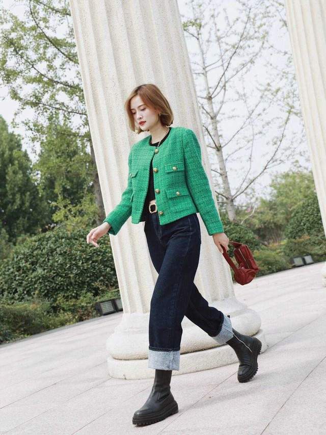 感觉|秋天不穿裙子也很浪漫，针织开始搭配牛仔裤优雅大气，高级时髦
