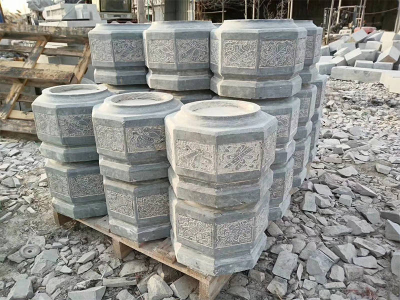 青石柱顶石柱础石的雕刻图案和价格的关系