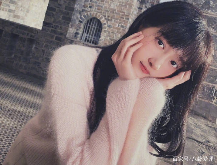 范丞丞|关晓彤新剧正式杀青！携两名男神合作，谁料女配颜值更吸睛