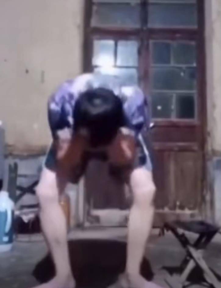 永久|铁山靠等多位千万粉丝网红被封原因让人不齿,网友拍手称快