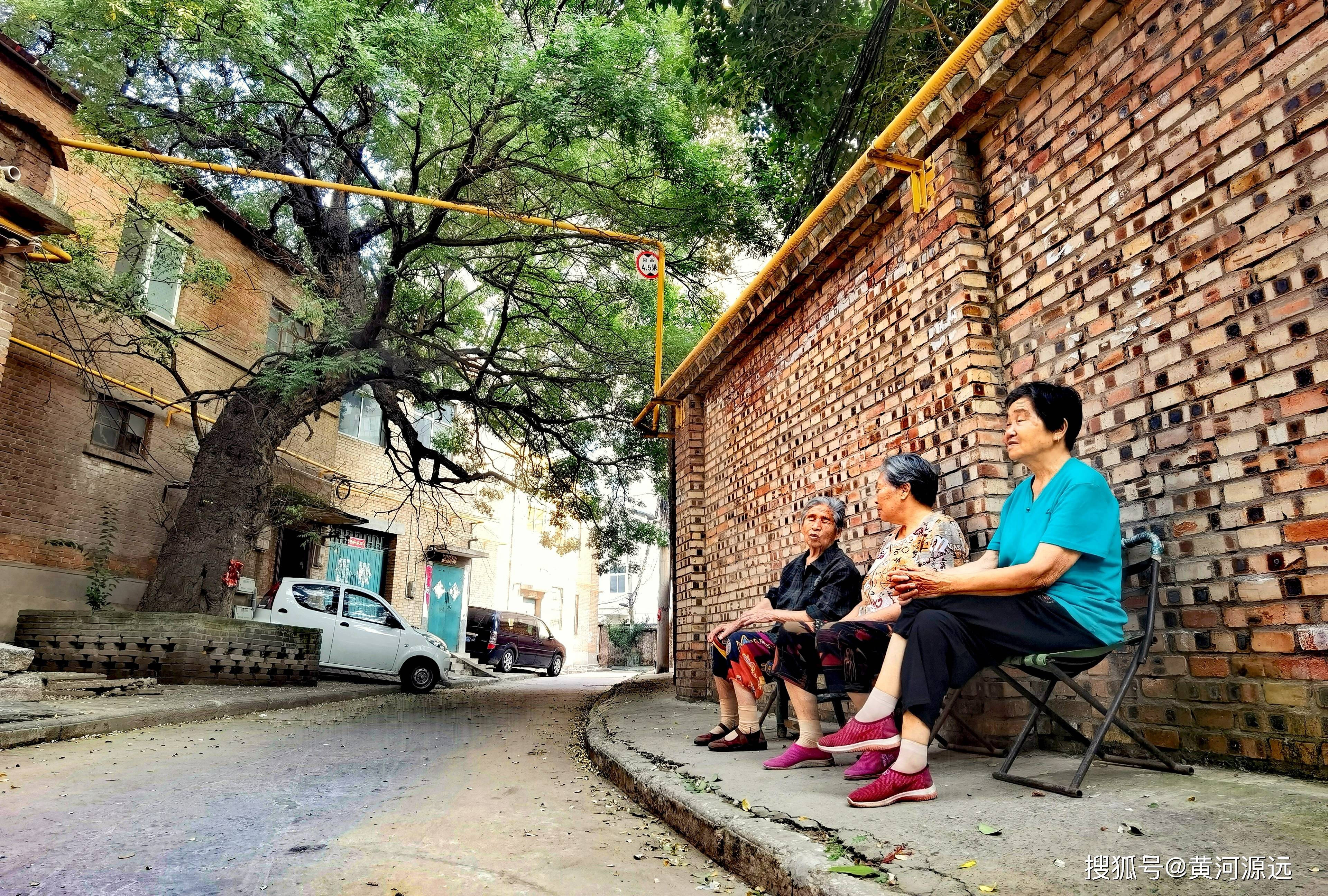 河南有条古街道，因1700年前的传说而留下美名，现今如何？快来看