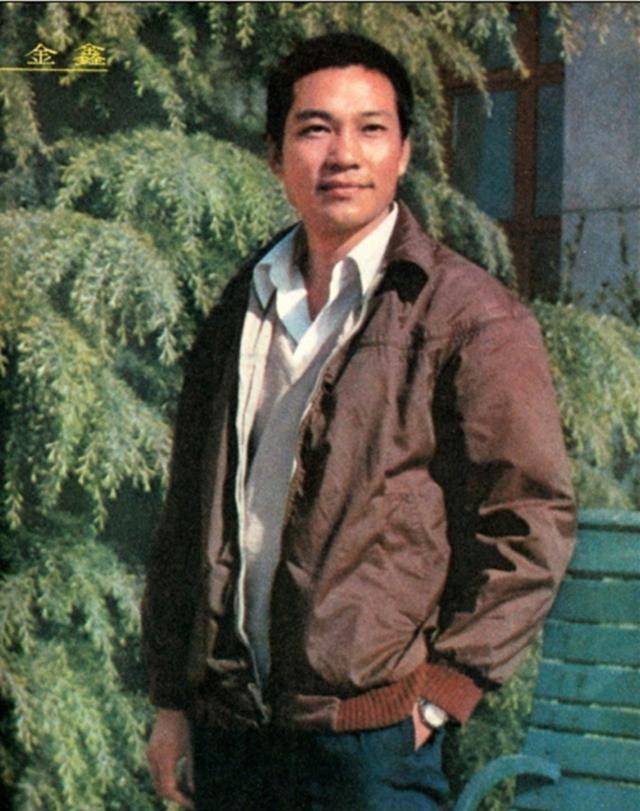 原创老戏骨金鑫与大2岁正师级演员恩爱37年儿子成最大的骄傲