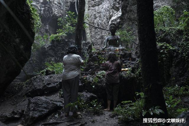 什么|《灵媒》结局什么意思？黑暗的故事很压抑！