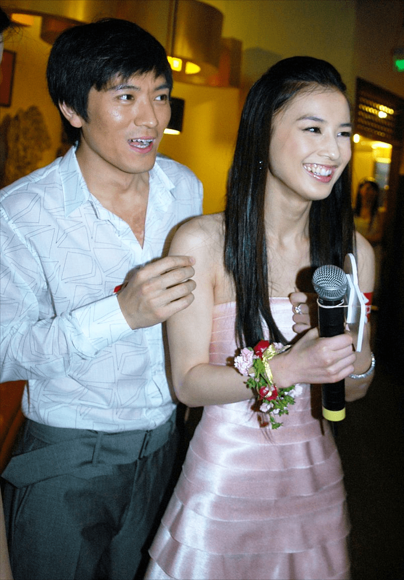 亮度|黄圣依婚前原来这么清纯,穿得鲜亮却不俗气,难怪能被杨子钟情