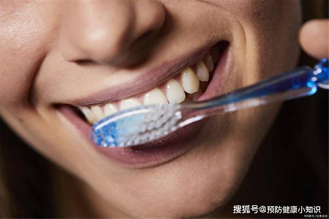 毒素|肝开始病变时，早上起床后，身体会“露出马脚”？不妨自查一下