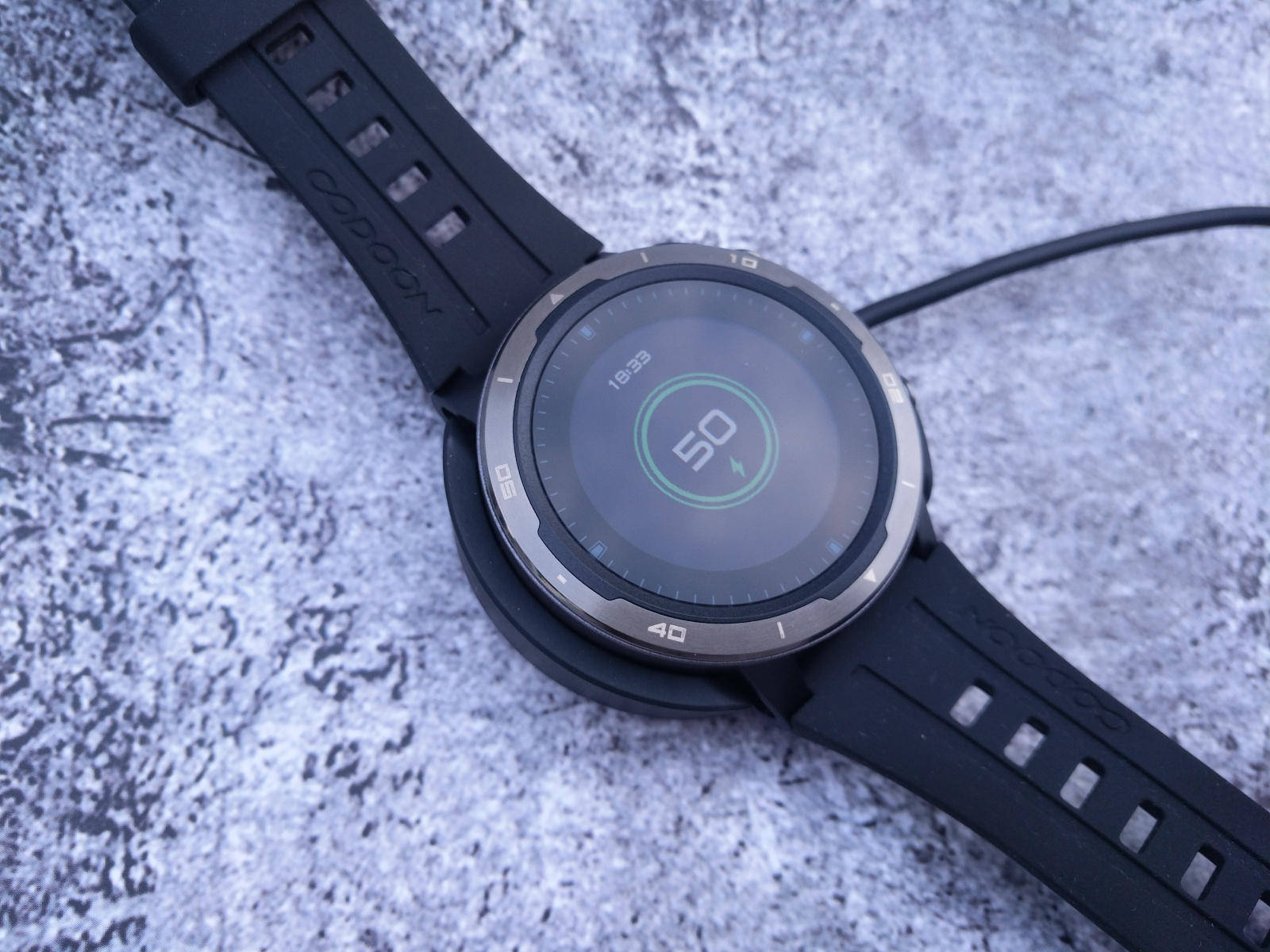 跑步定位精准快速咕咚x3re运动手表体验