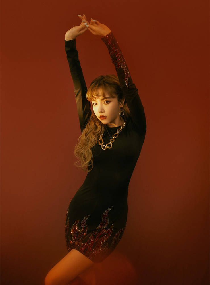 氛围|辣妹风穿搭还是要看安琦，又飒又辣，难怪人称“小辣椒”