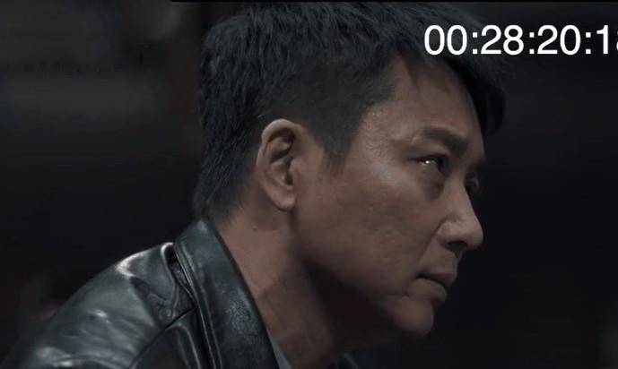 陈建波|《扫黑风暴》大结局,裴伟也在审判席,原来他也是一名黑警