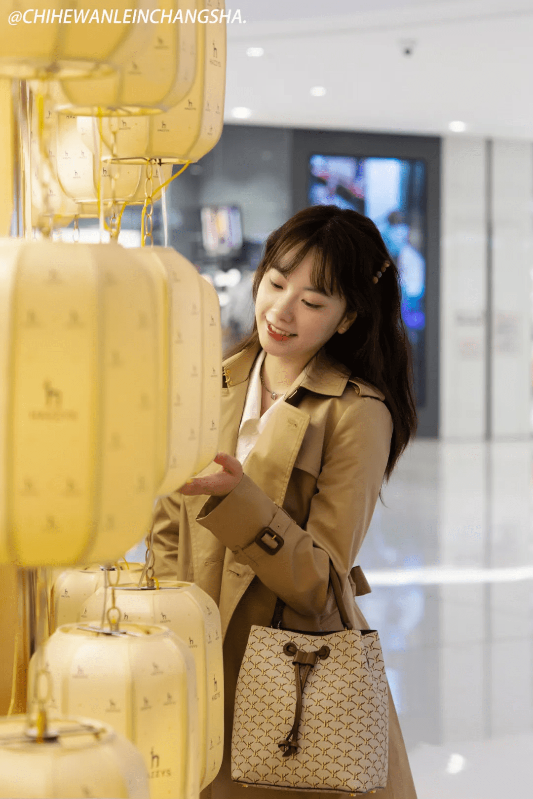套装|HAZZYS POP-UP IFS国金站，刮起英伦优雅风！