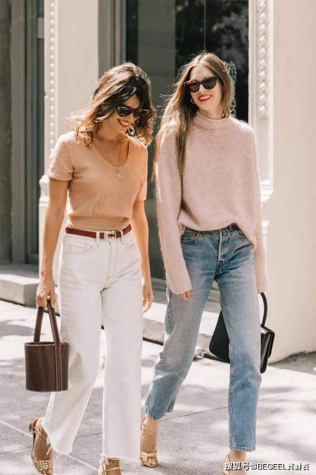 颜色|秋天做个温柔的女人,针织衫这样穿,保暖舒适又显气质