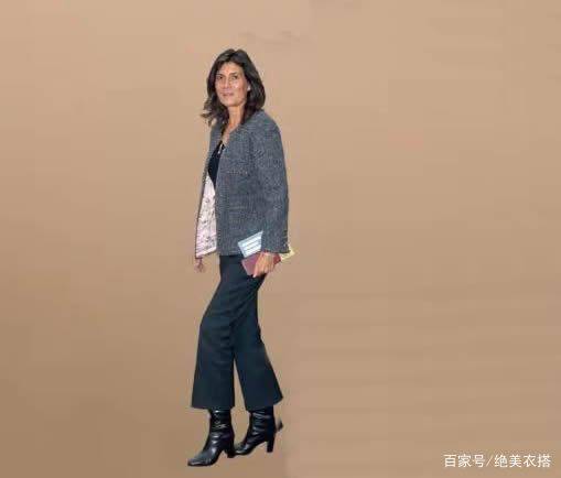 洛薇|美呆了！大女人风的“西装外套”穿搭大赏，印证什么叫高级感