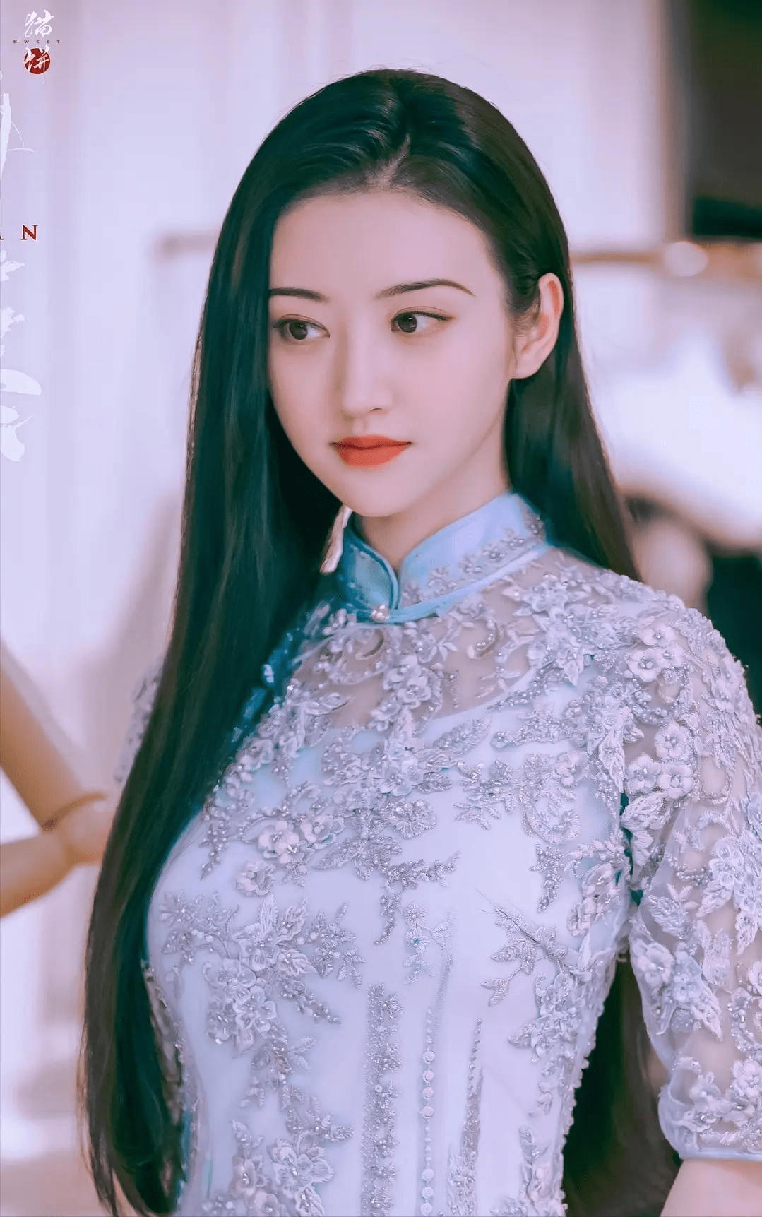 景甜|《司藤》里景甜身材那么好,你敢信她其实穿了五层衣服在里面吗?