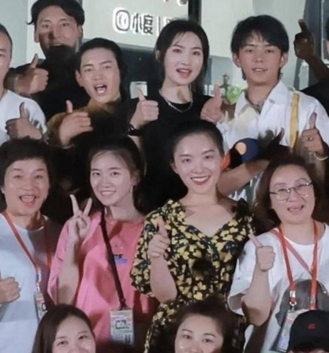 家乡|《中餐厅5》完美落幕，丁真的加入让整个节目都升华了