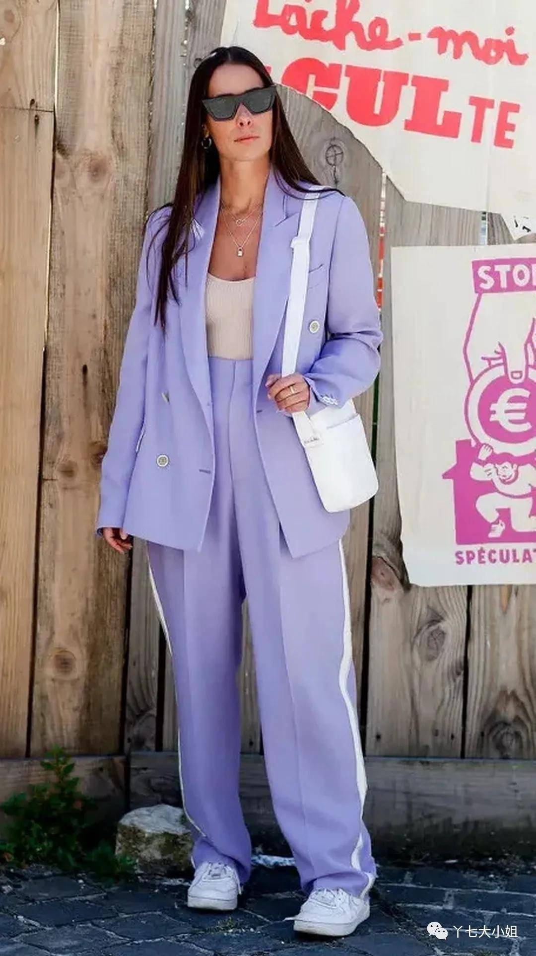 丁香紫|今天秋冬,一定要pick这两个颜色:丁香紫+市区褐