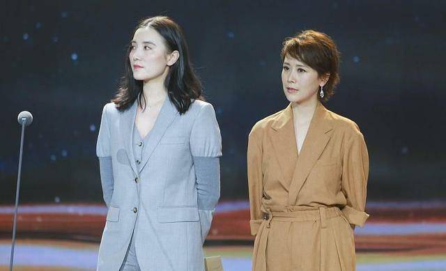 海清|气质型女人更适合“同色系”穿搭，优雅又高级，看宋佳海清就知道
