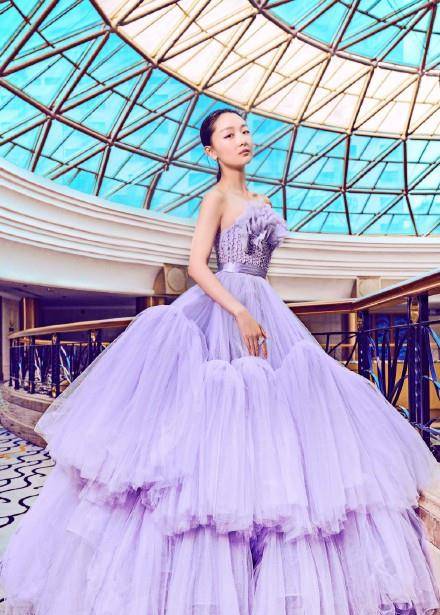 嘲讽|周冬雨拿最佳女主角，因获奖感言遭电影人嘲讽，其实最大赢家是他