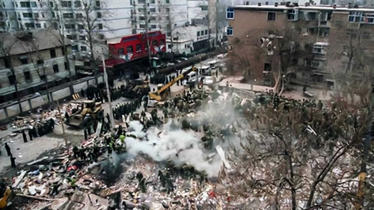 2001年石家莊特大爆炸案,靳如超為報復一手策劃,致108死38傷