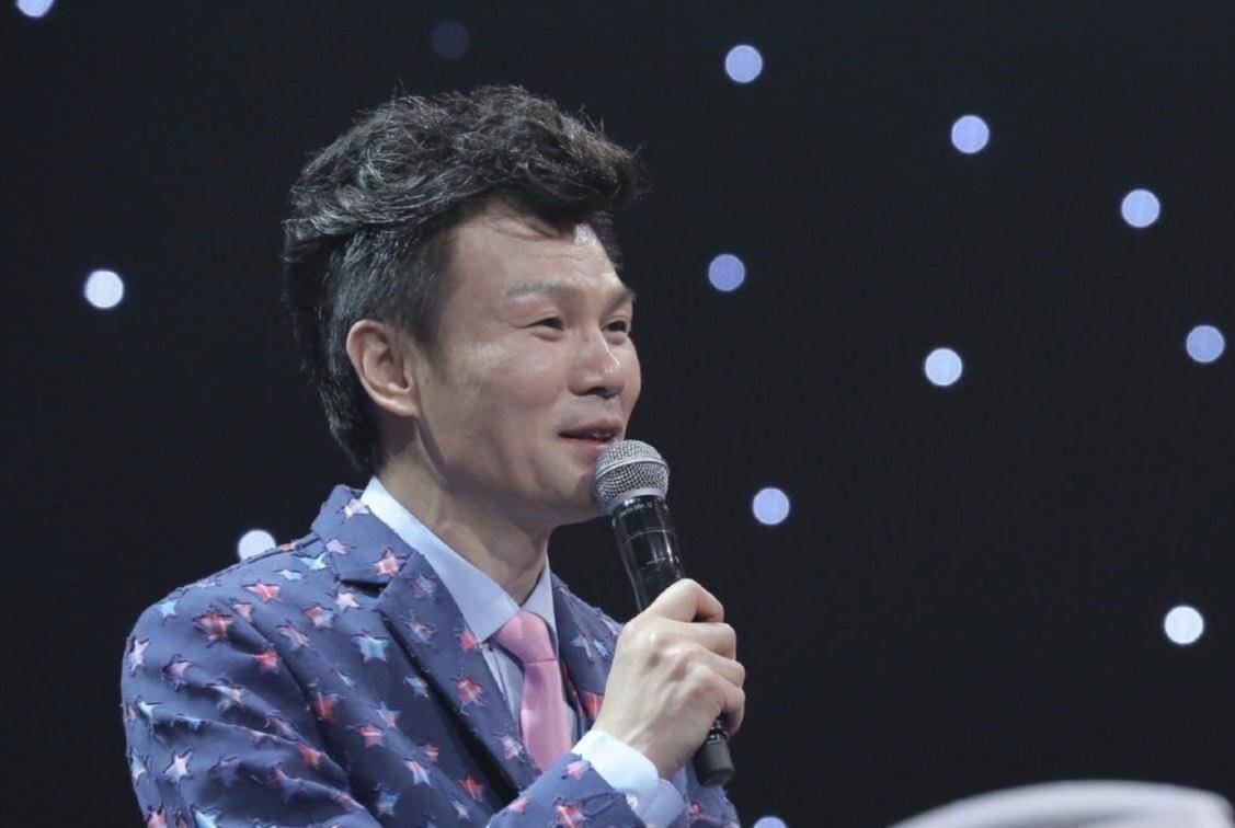 卫视|57岁的李彬，状态颇为憔悴，他是个妥妥的妻管严，他为何怕老婆？