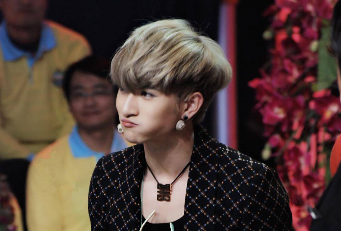 要求|“扫娘风暴”持续发酵！娱乐圈4招重拳出击，娘化艺人已无处藏身