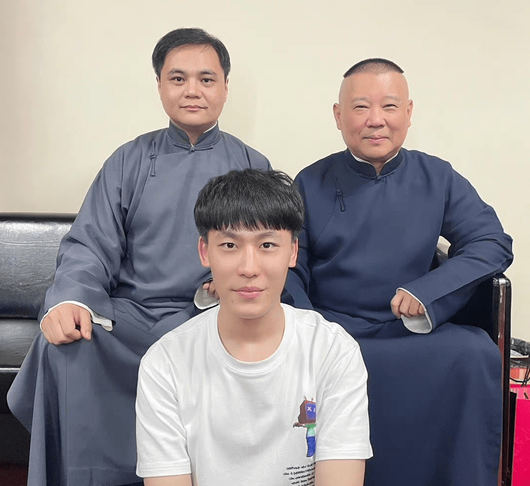 德云什锦队解散高峰爱徒郎昊辰发文告别看到陶阳背影网友破防