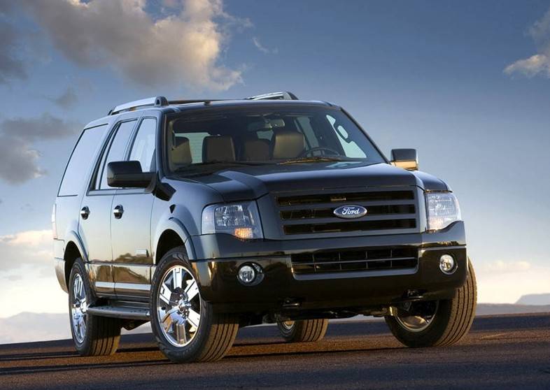 福特这款suv造型很大气车内空间超宽敞配置很齐全