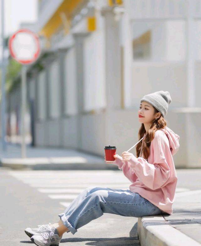 服装|想要成为精致的女人，就不要胡乱穿搭，穿对了会美得很高级