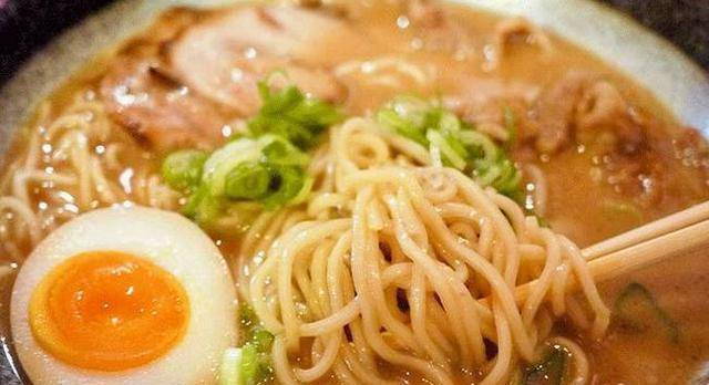 怎样做面条才筋道不断 d156aabddb9440db8513ba6a31fc707c.jpeg