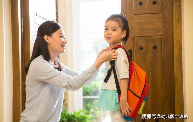 家长|幼儿园老师是最无私的，家长记不住你的好，孩子毕业了就把你忘！