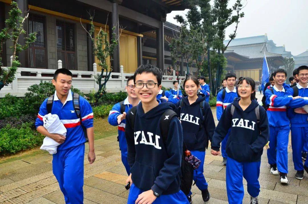 用雅礼中学的快乐教育来否定应试教育本质是在耍流氓