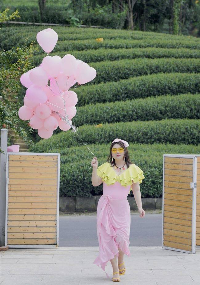 设计|“大码女孩”的快乐你不懂？穿泳衣扮“甜心”，肉肉身材太可爱