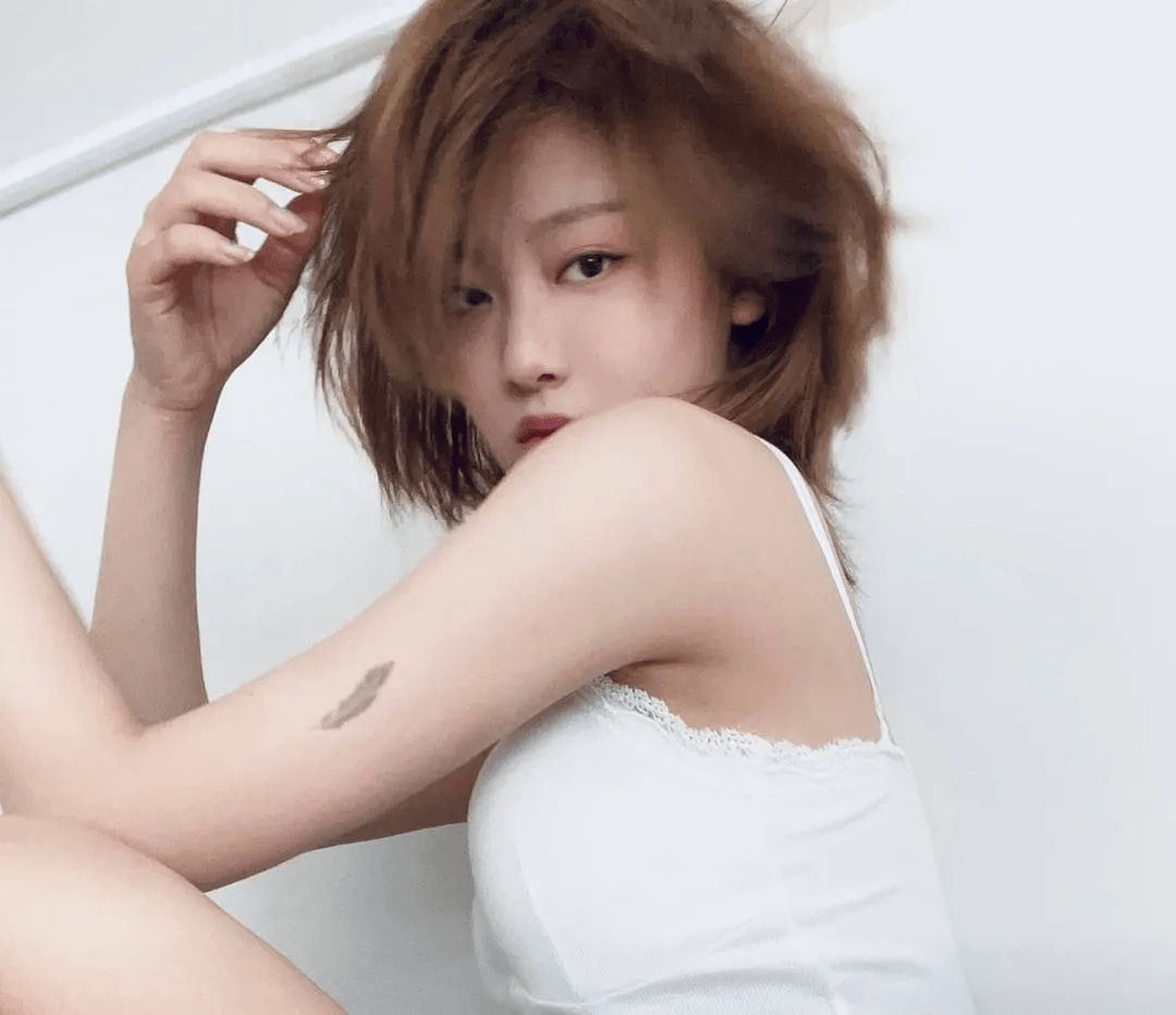 白女士都是淡颜，为什么赵露思化妆比素颜丑，乔欣却能撑破颜值天花板？