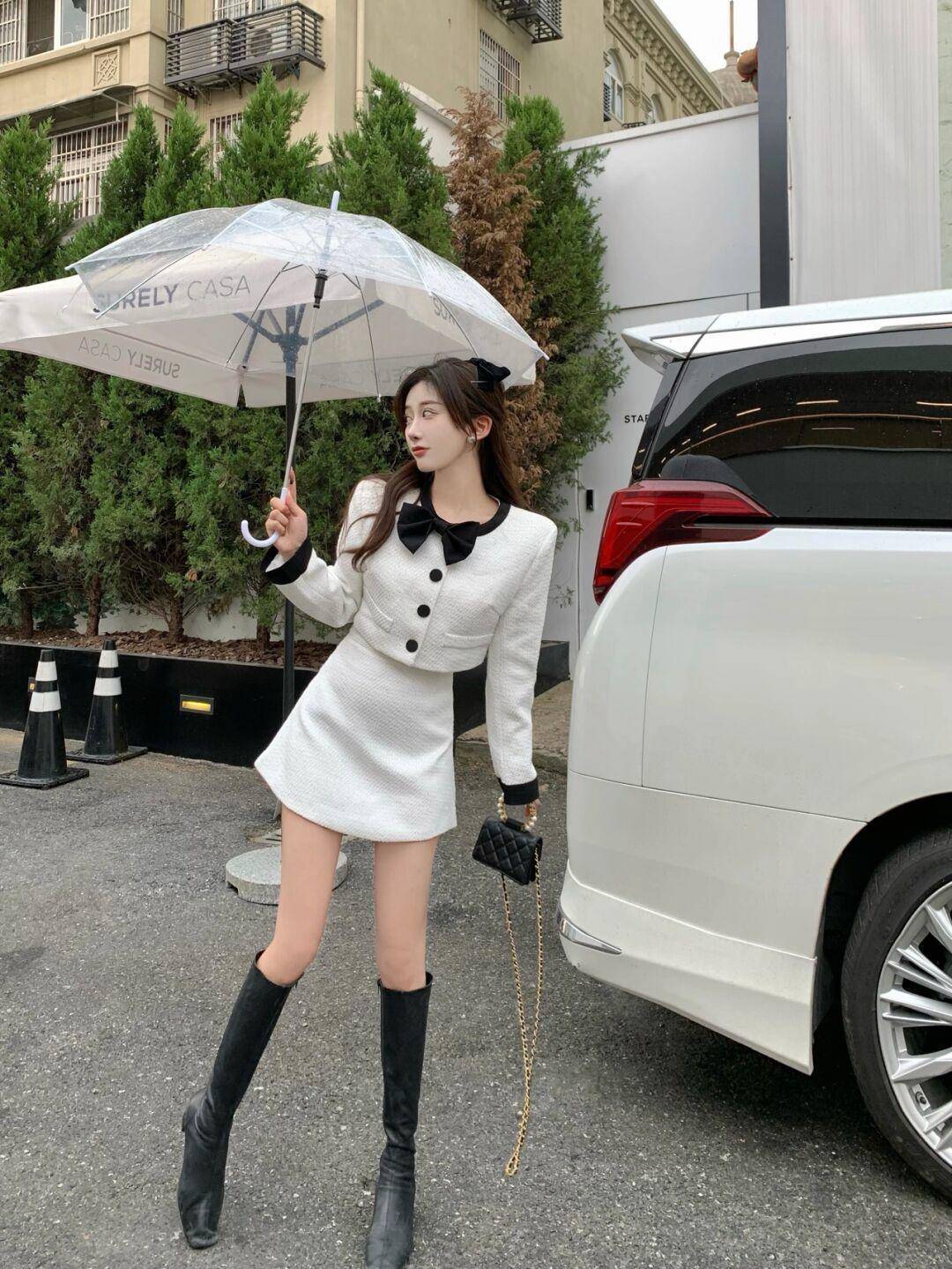 黑色 不要追求过度露肤，适度的才是精髓，教你如何轻松打造复古纯欲风