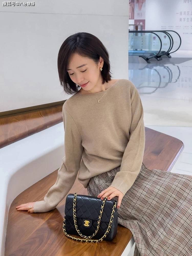 颜色 秋季穿搭没头绪？看看这些简约温柔的气质穿搭，实用百搭不挑人