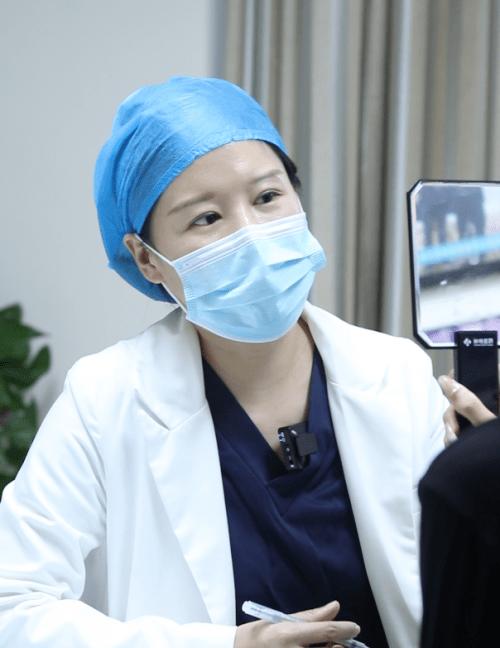 美容不开刀祛眼袋=内切去眼袋? 郑州欧华医疗美容整形柳燕医生细心科普