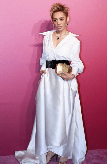 设计 宁静瘦到脱相，还偏爱没气色口红，多亏搭配高级感在线拯救气质