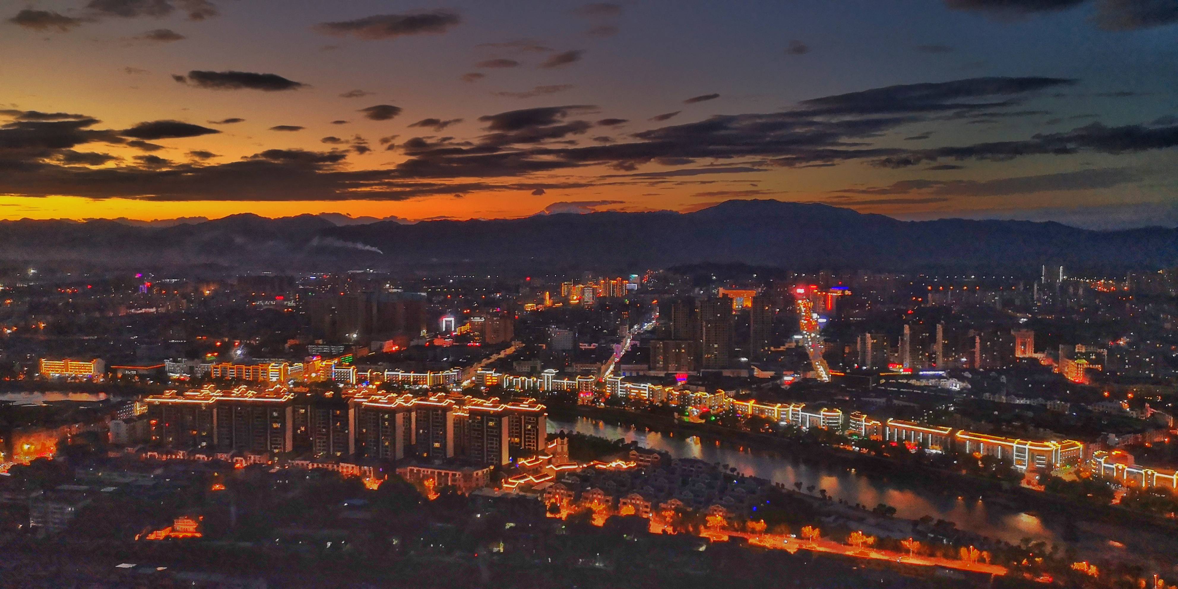 埼玉夜景图片