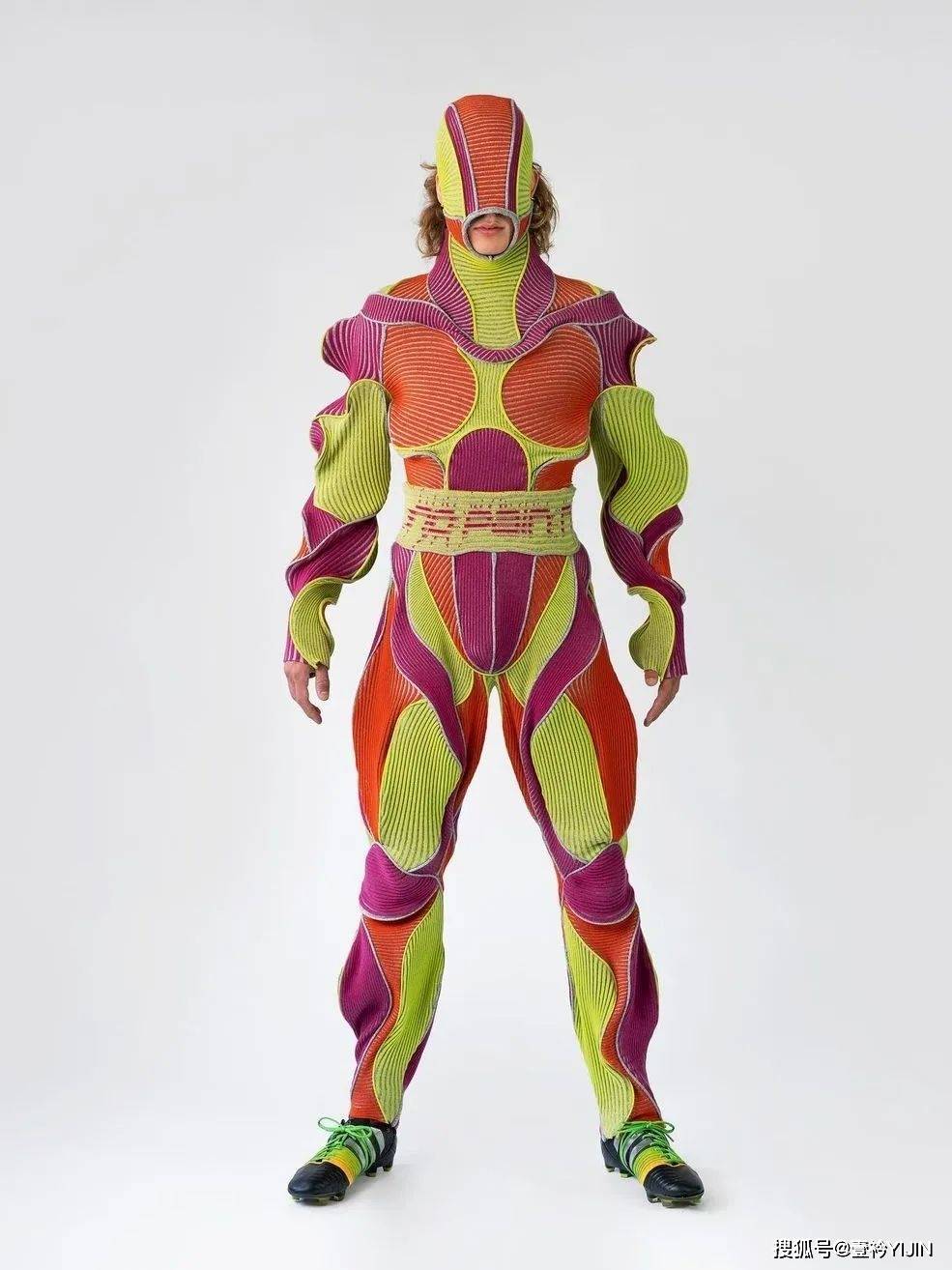 设计 见过浑身长刺的超人吗 | 欢迎来到 LEEVI IK?HEIMO的童年玩趣世界