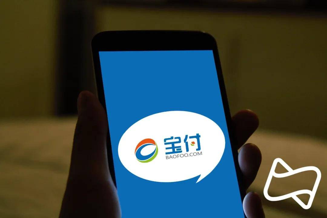 蓝猫白卡贷款平台真黑：注册自动扣款还不放贷款