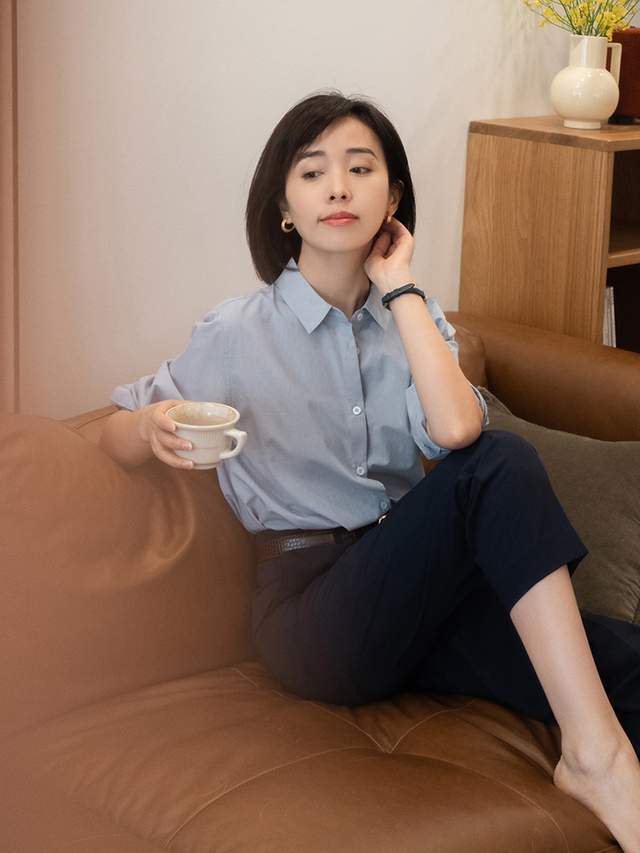 显得 “上班”穿什么衬衫好看?波点衬衫、蓝色衬衫搭配指南,高级洋气