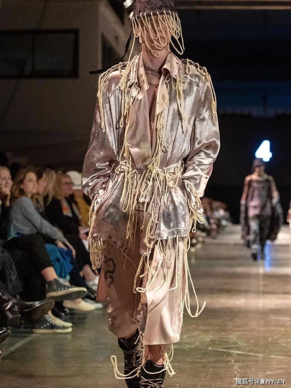 设计 见过浑身长刺的超人吗 | 欢迎来到 LEEVI IK?HEIMO的童年玩趣世界