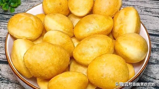 做法|早餐不要吃油条了，教你神奇做法，个个空心鼓大泡，15秒做一个