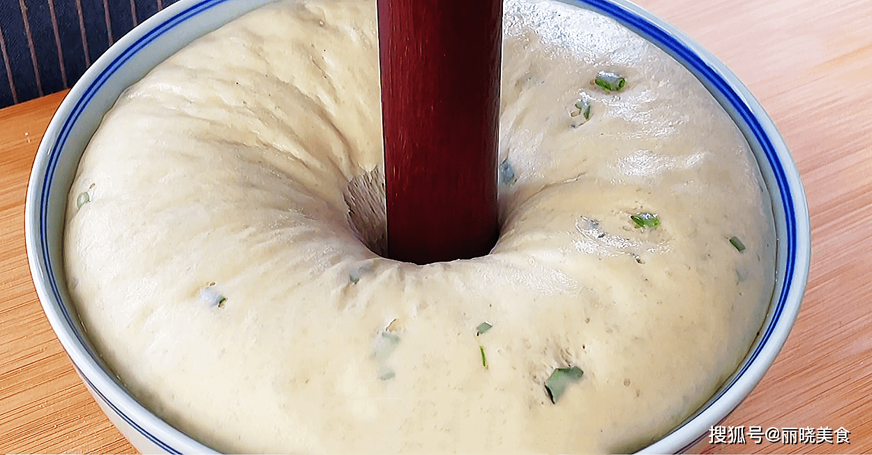 葱花|早餐不用买,简单一做2天不起早,比油条包子还香,孩子点名要吃