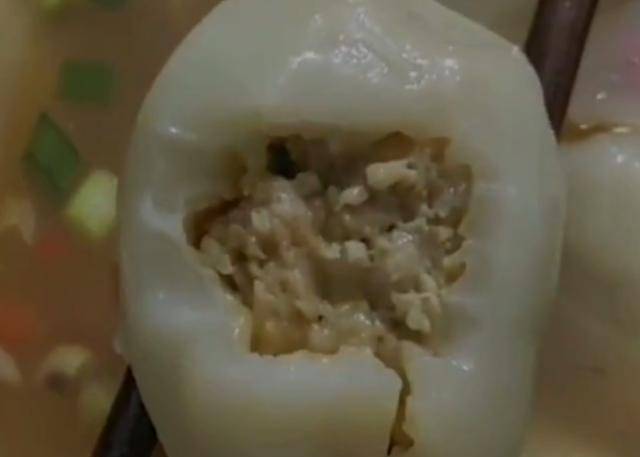 美食|湖南特色早餐“肉坨子”看着像汤圆,咬一口鲜香味十足,你尝过没