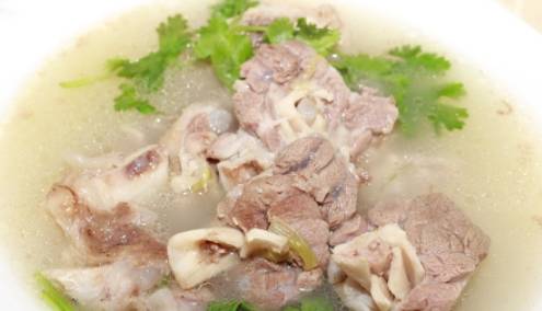 排骨汤怎么炖不柴 84758e89009f44888f5f519cd2028fa3.jpeg