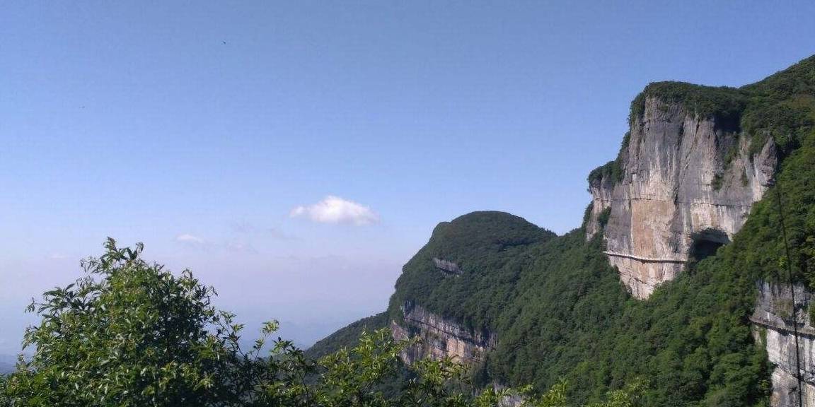 名山什么川成语_秋名山车神开的什么车