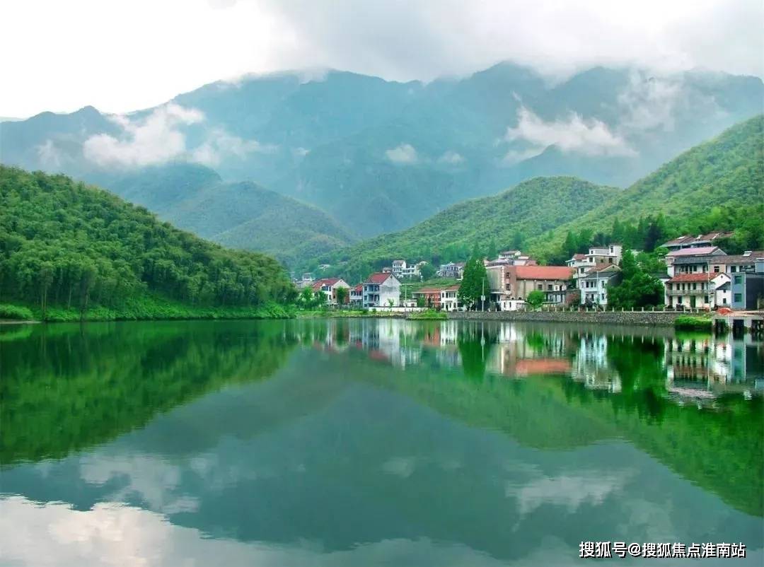 售楼中心安吉慢谷售楼处电话营销中心地址看房提前预约