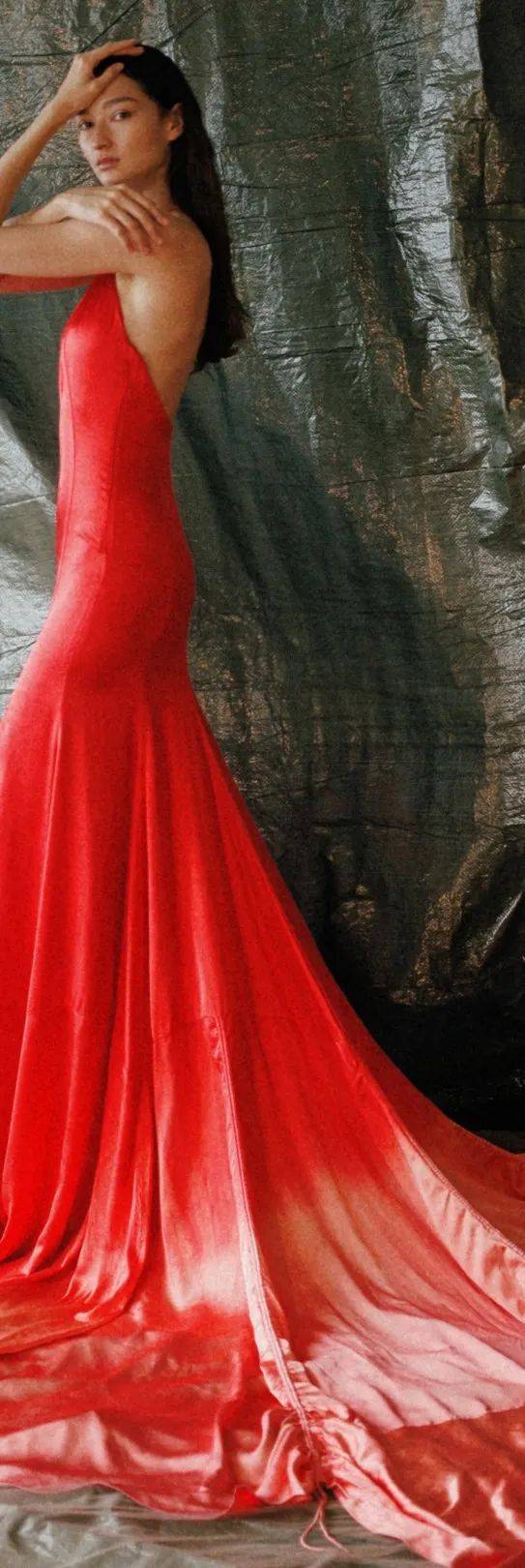 品牌 流行趋势|2022/23秋冬流行色:红