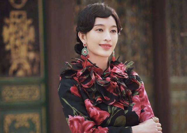 什么 影视剧中那些惊艳了岁月的旗袍女郎，哪个是你的白月光？